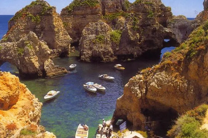 4Day Southern Portugal Escape from Lisbon Évora Algarve & Setúbal