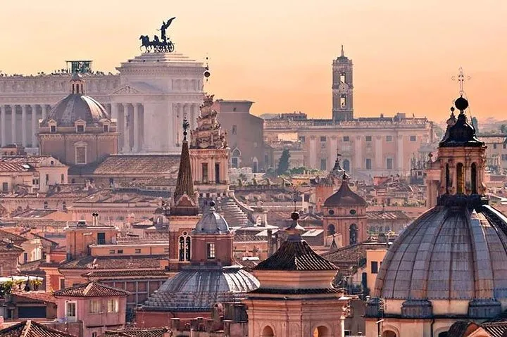 Rome on Arrival: One-Way Private Transfer and Driving Tour of Rome from FCO