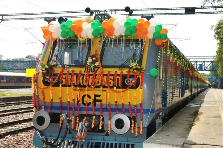 Private Full Day Taj Mahal Tour From Delhi by High Speed Gatiman Express Train