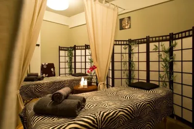 1-Hour Aromatherapy Massage plus 20-Minute Free Fish Pedi