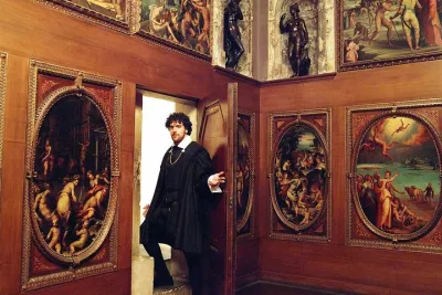 Small-Group Palazzo Vecchio Secret Passages Tour with Lunch Or "Gelato"