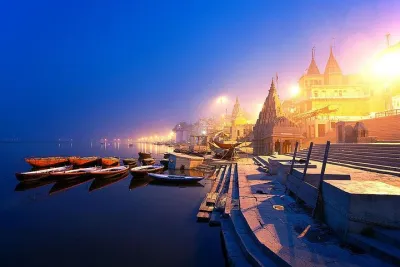 Single Traveler: 11 Days Golden Triangle & Varanasi with Luxury Accommodation, Internal fl...
