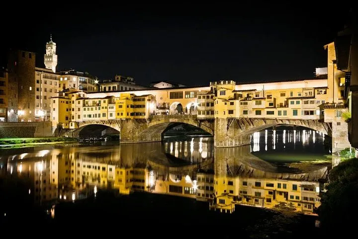 Florence Evening Walking Tour: Stories of Power, Love & Betrayal
