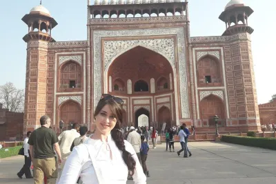 Taj Mahal & Agra fort with Local market on Tuk Tuk(Three wheeler)