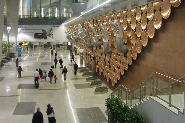 Delhi - Private arrival transfer from Airport to Hotel