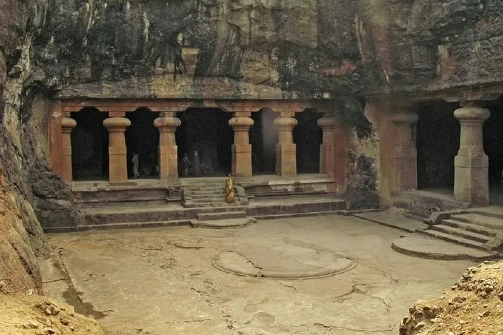Mumbai- Half day visit to "ELEPHANTA CAVES"- collection of Ancient temple caves
