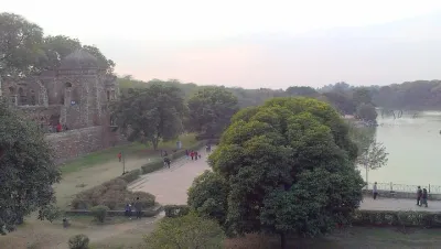 Private Delhi Heritage and Urban Village Walk at Hauz Khas Village