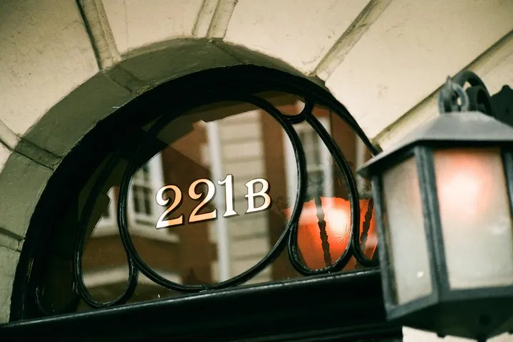 Sherlock Holmes and Jack The Ripper Private Guided Tour