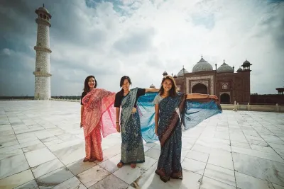 Half-day Taj Mahal Tour from Delhi by AC Car