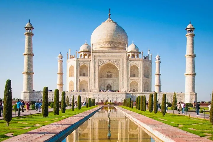 Taj Mahal Agra Day Tour from Delhi By Gatiman Express Train