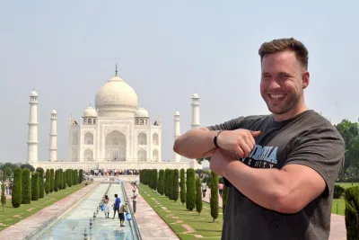 Private Tour of Taj Mahal from Delhi by Chauffeured Car