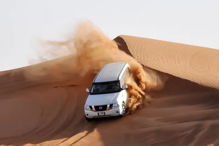 Evening Desert Safari 4x4Jeep,Premium Arab BBQ Dinner,Belly Dance