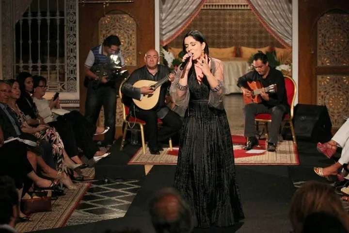 Authentic Alfama Experience: Fado Music and Cultural Walking Tour