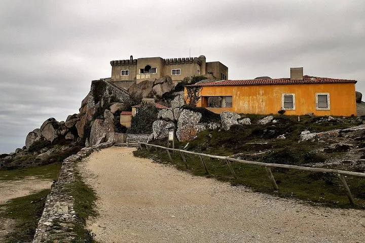 Full day Private tour to Sintra and Obidos