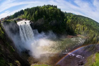 Seattle City and Snoqualmie Falls Half-Day Guided Tour