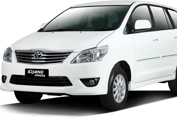 Private Transfer: Cochin Airport (COK) to Munnar