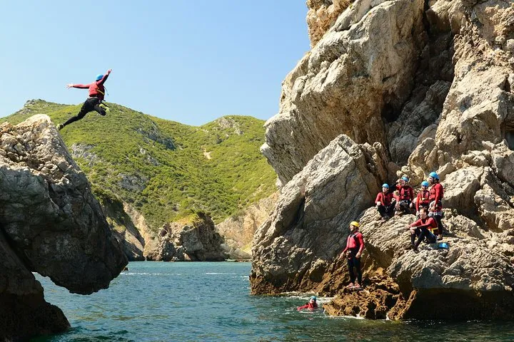 Sesimbra - Coasteering in Arrabida Natural Park (Lisbon region)