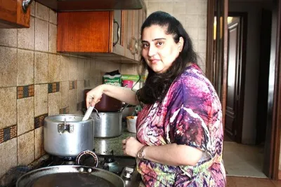 Kailash Colony Market Tour & Amritsari Cooking Class in New Delhi