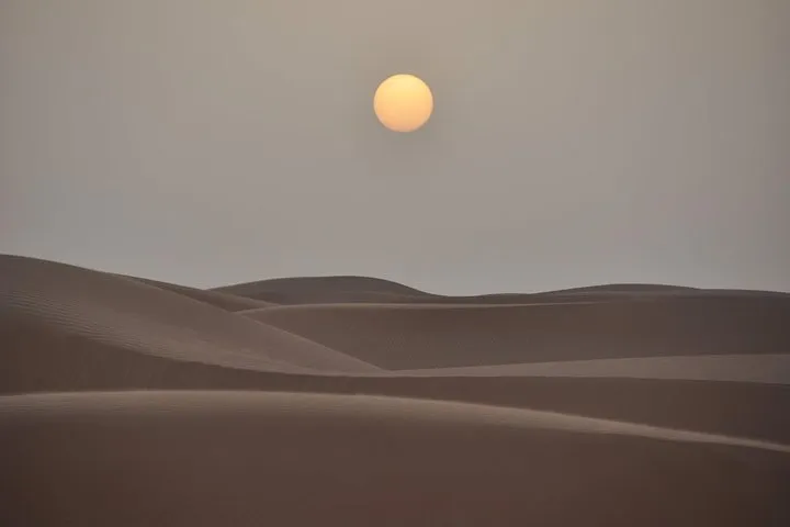 Dubai Desert Safari: Tanoura Show, Dune Bashing and BBQ Dinner