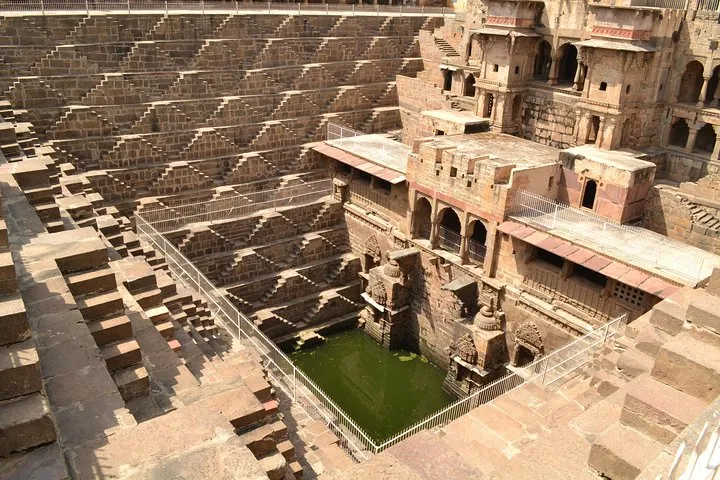 Full-Day Tour of the Chand Baori Step Well from Jaipur
