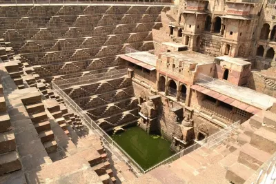 Full-Day Tour of the Chand Baori Step Well from Jaipur