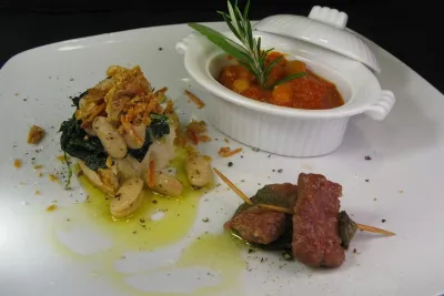 Tuscan Meat Cooking Class with Wine Small Group