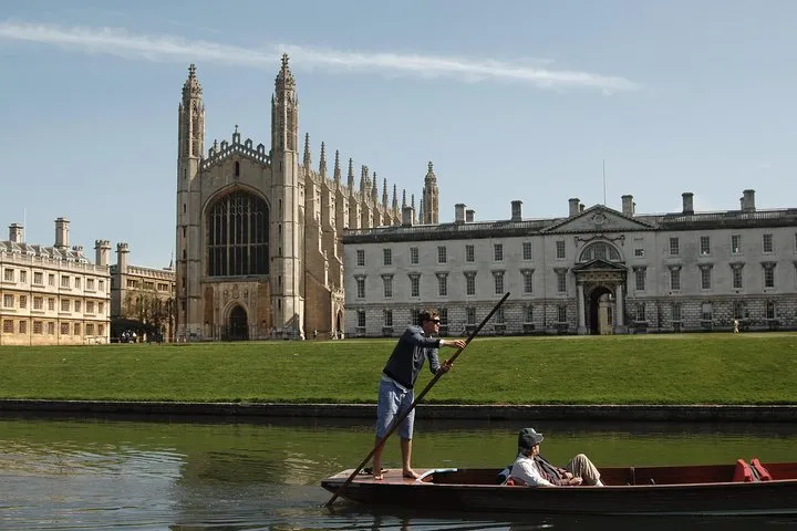 Private Chauffeured Range Rover to Cambridge from London