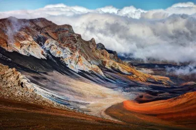 Maui Haleakala Day Bike Tour with Mountain Riders from 6500 to sea level
