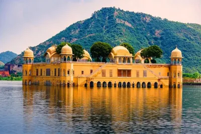 4-Day Golden Triangle Tour from Delhi including Agra and Jaipur