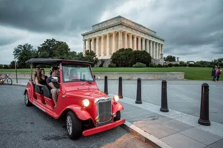 Washington DC Monuments Tour by Electric Cart – Day & Night