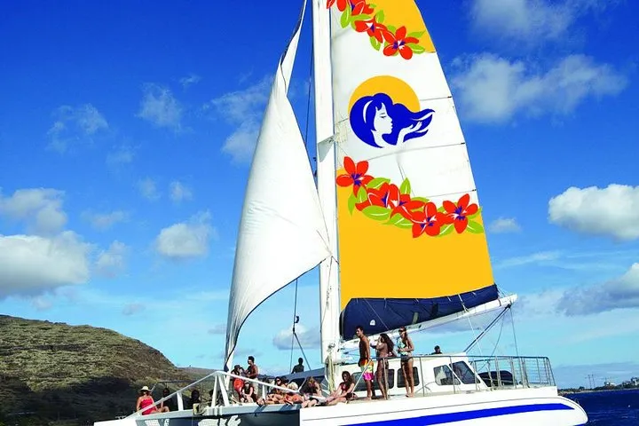 Waikiki Heritage and Diamond Head Wildlife Sail