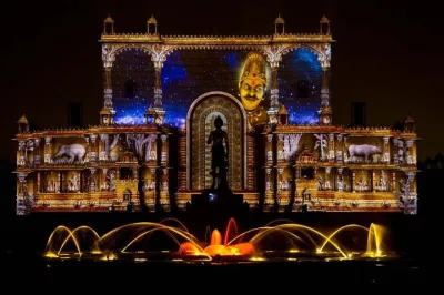 Art, Archaeology & Akshardham