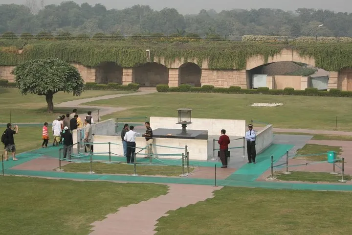 Gandhi's Journey in New Delhi with Lunch