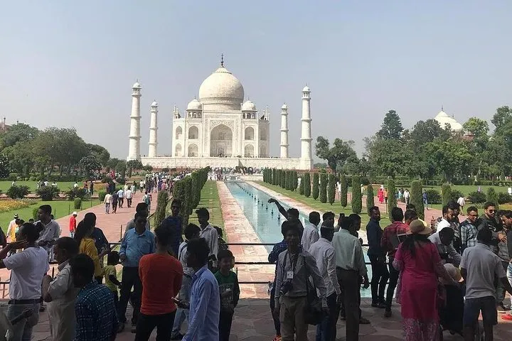 Private Taj Mahal & Agra Tour from Delhi by Car