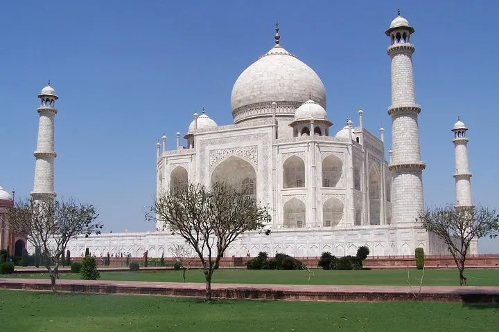 Same Day Taj Mahal Tour By Car From Delhi