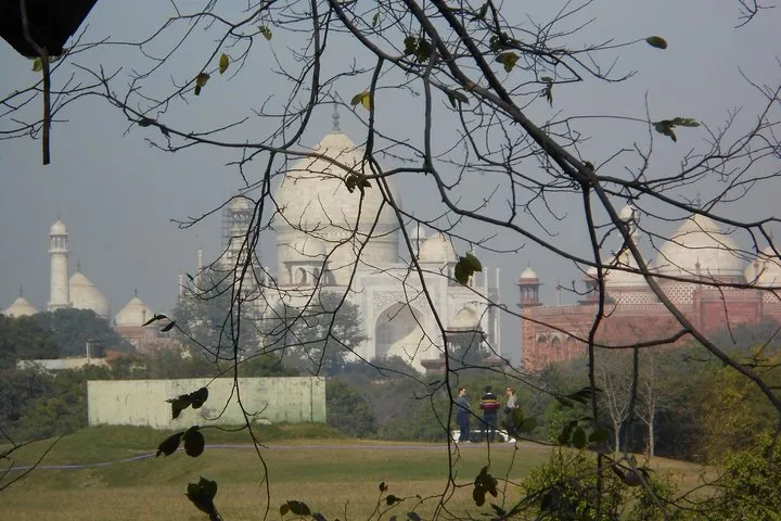 Exterior Nature Walk Surrounding the Taj Mahal
