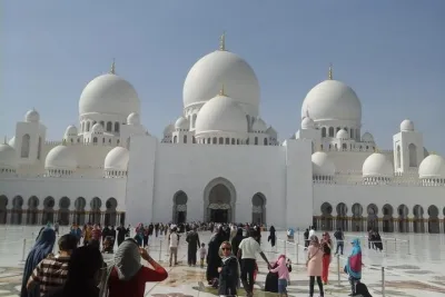 Private Abu Dhabi Tour From Dubai with Guide and driver