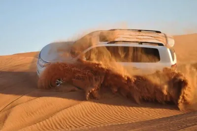 Dubai Evening4x4 Jeep Desert Safari BBQ Dinner, Camel Ride