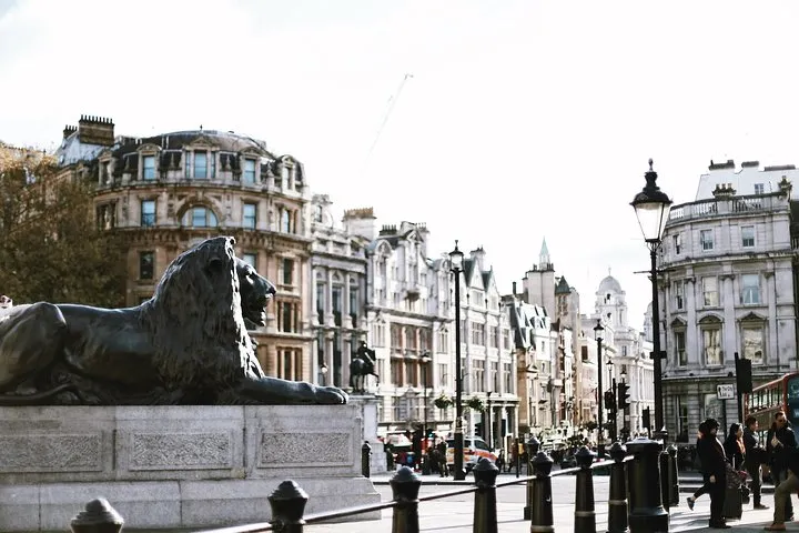 The History of London City Center Exclusive Guided Walking Tour
