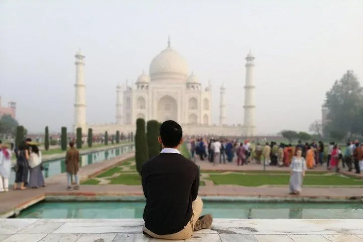 Private Tour: Day Trip to Taj Mahal and Agra Fort from Jaipur