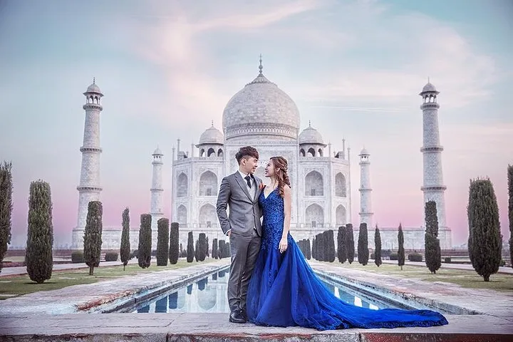 Taj Mahal Private Day Tour from Delhi by Car