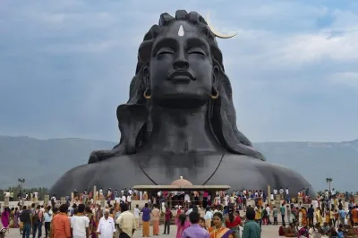 Isha Yoga Centre - Coimbatore With Lunch