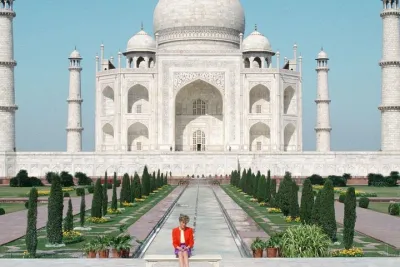 One day Taj mahal tour - Luxury hotel 1 night and Breakfast - Cab - Guide