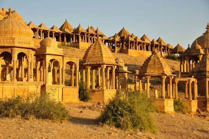 Half Day City Tour of Jaisalmer Sunset at Sand Dunes & Dinner