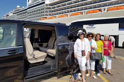 Private Transfer: Rome to Civitavecchia Port by Luxury vehicle