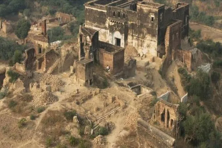 Same Day Excursion To Etawah & Quila Pratap From Agra