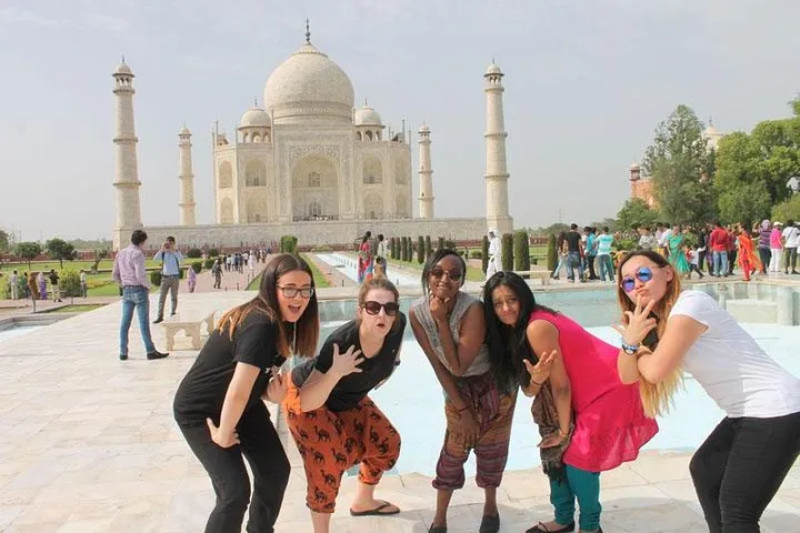 Private 5 Days Golden Triangle - A complete Delhi Agra Jaipur Tour