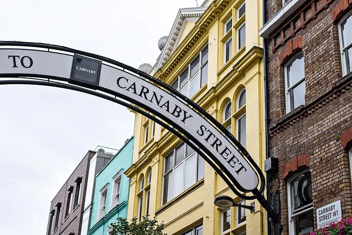 London Soho District - Exclusive Guided Walking Tour