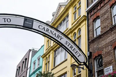 London Soho District - Exclusive Guided Walking Tour