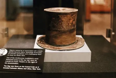 Smithsonian Museum of American History Exclusive Guided Tour